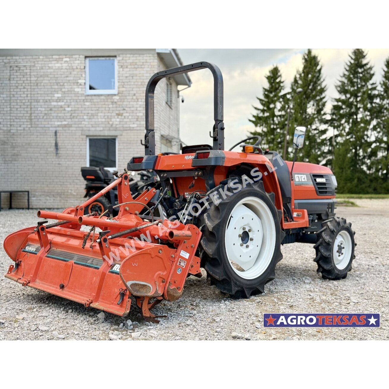 KUBOTA GT21 7