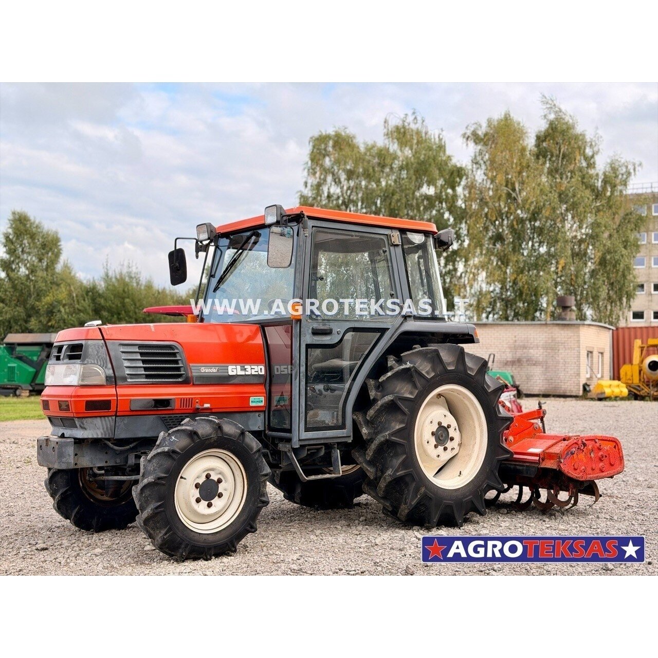 KUBOTA GL320 4