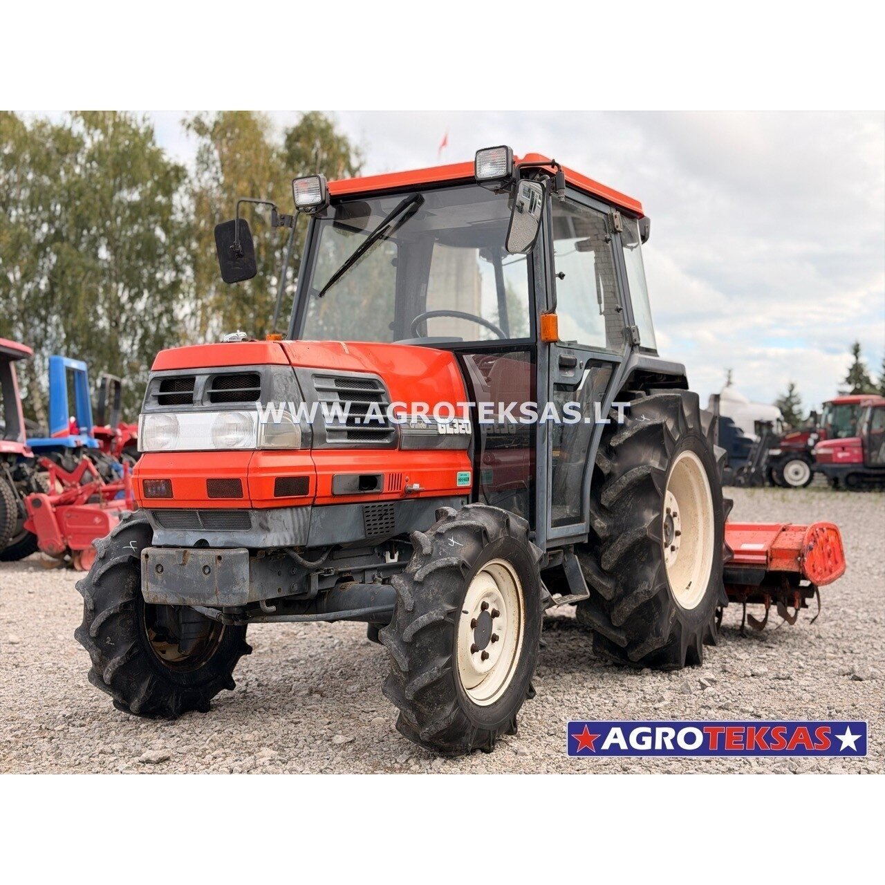 KUBOTA GL320 3