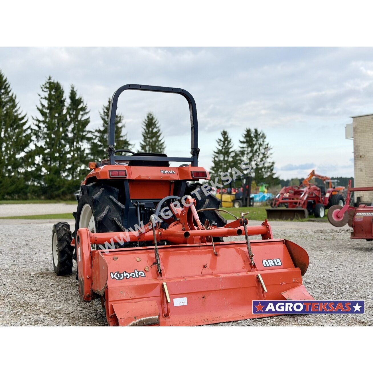 KUBOTA GT3 6