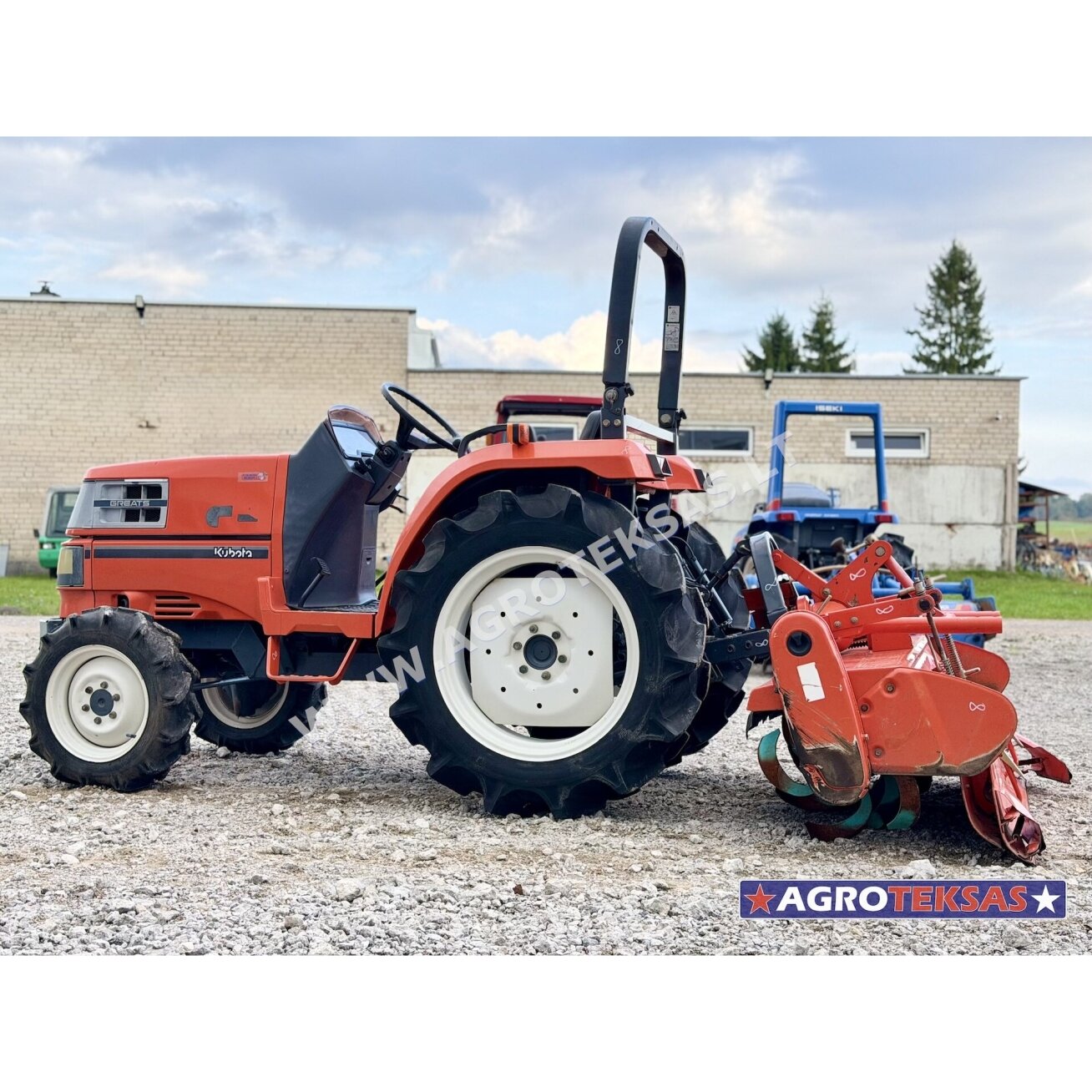 KUBOTA GT3 4