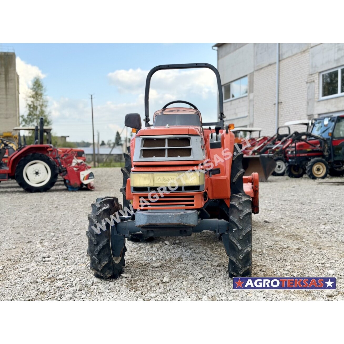 KUBOTA GT3 1