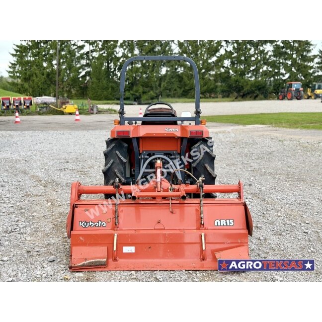KUBOTA GT3 8