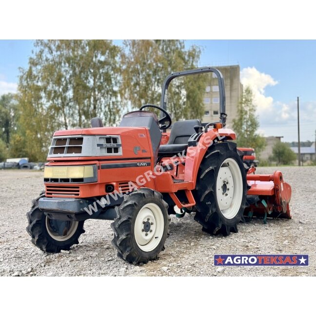 KUBOTA GT3 2 KUBOTA GT3 2