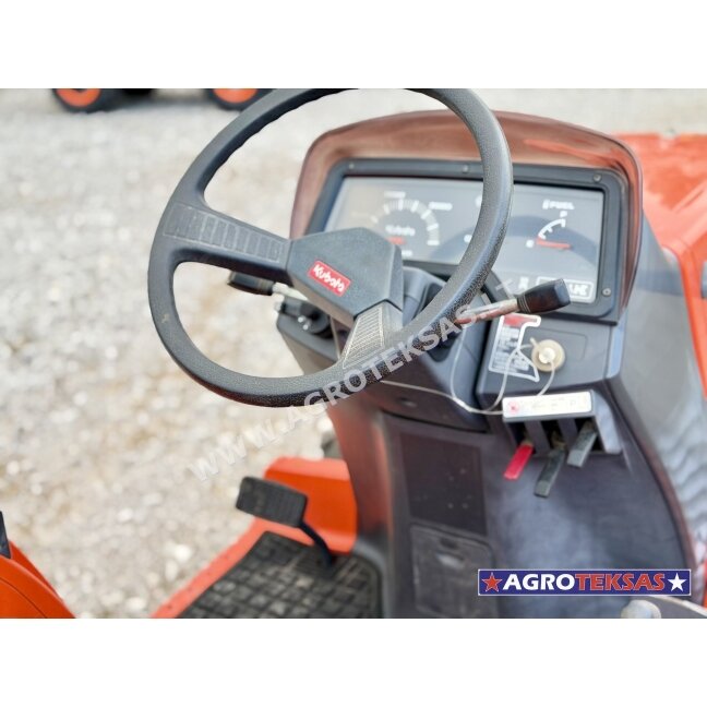 KUBOTA GT3 17 KUBOTA GT3 17