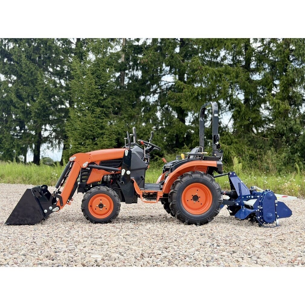 Rhinoceros Tech 6125 su frontaliniu krautuvu 9