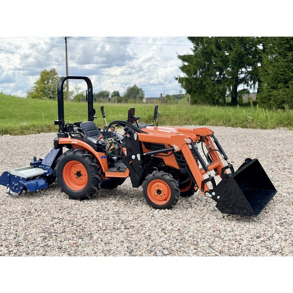 Rhinoceros Tech 6125 su frontaliniu krautuvu 11