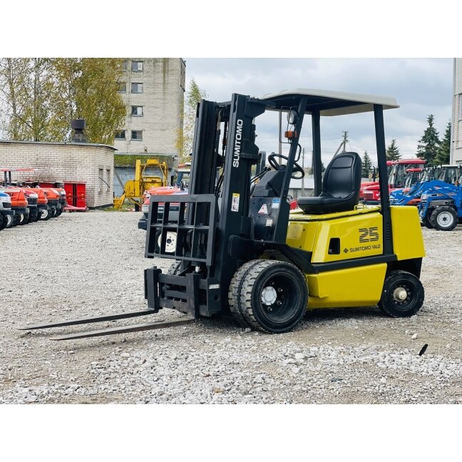 Sumitomo Yale 25 šakinis krautuvas 1